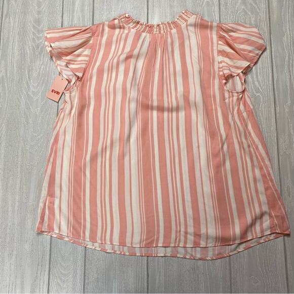 EVRI Women's Pink & White Striped Short Sleeve Blouse Size 1X New - Picture 7 of 8